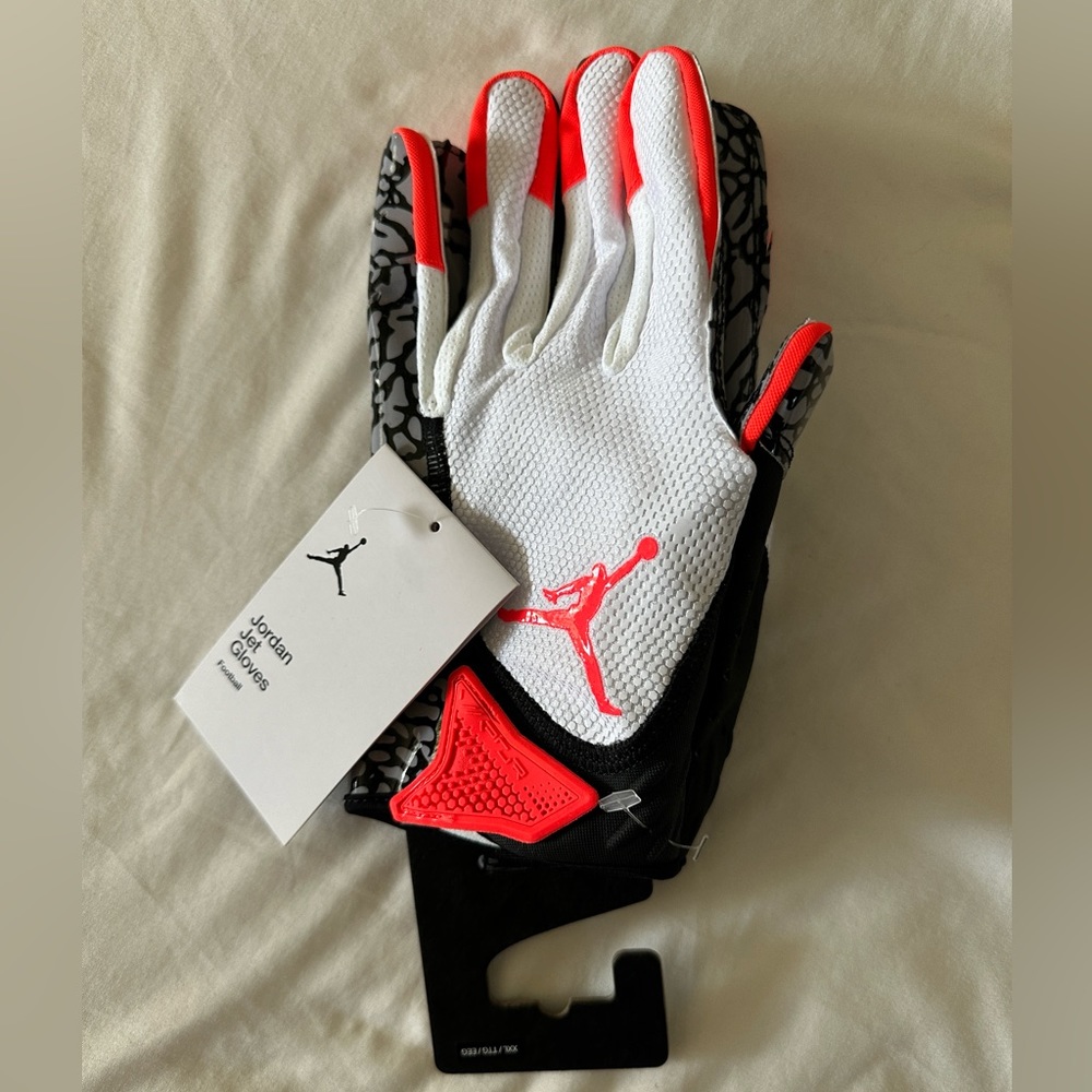 Jordan Jet 7.0 Football Gloves